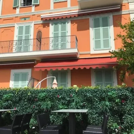 T2 45m Front De Climatisation Jacuzzi * Mentona