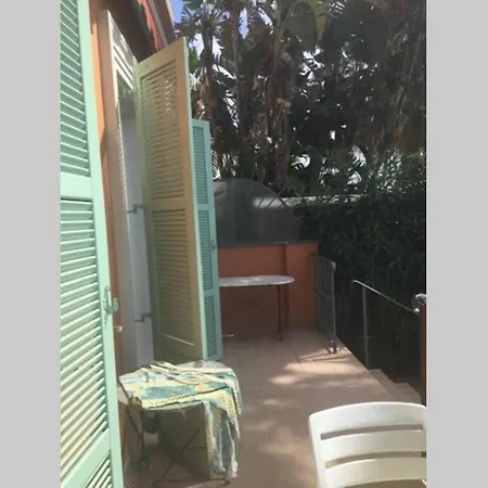 T2 45m Front De Climatisation Jacuzzi *